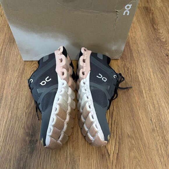 On CLOUDFLOW black running athletic training lace up shoes sneakers women’s 8 - Picture 7 of 9